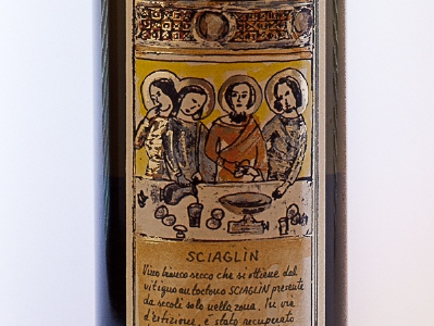  May I have a glass of Sciaglin, please?